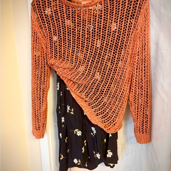 Billabong Floral Wrap Dress - Picture 10 of 11